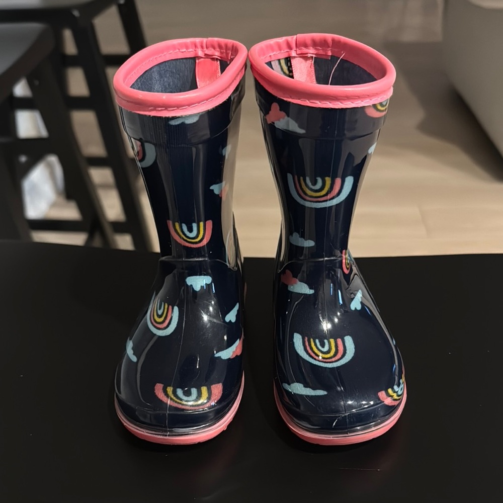 Carter Colorful Kids' Rain Boots with Rainbow Design